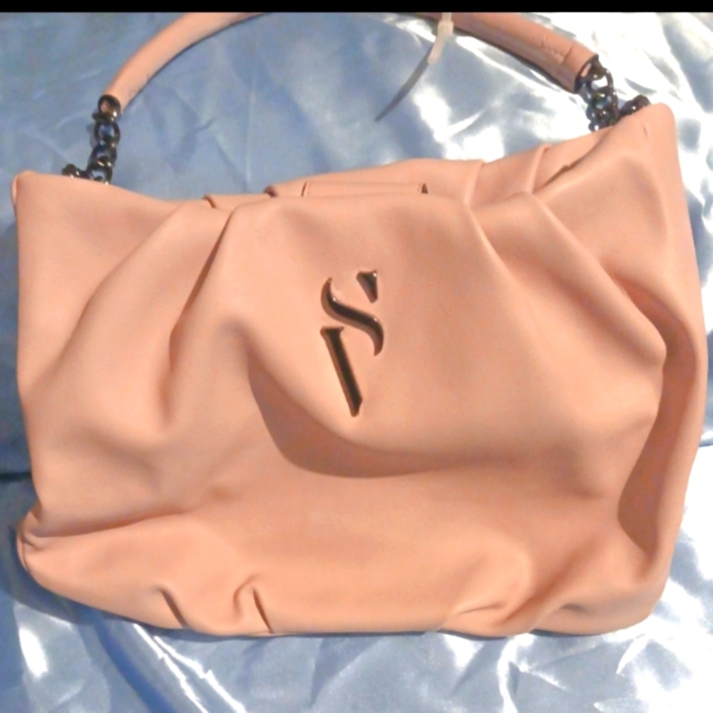 Simply Vera, Vera Wang handbag
